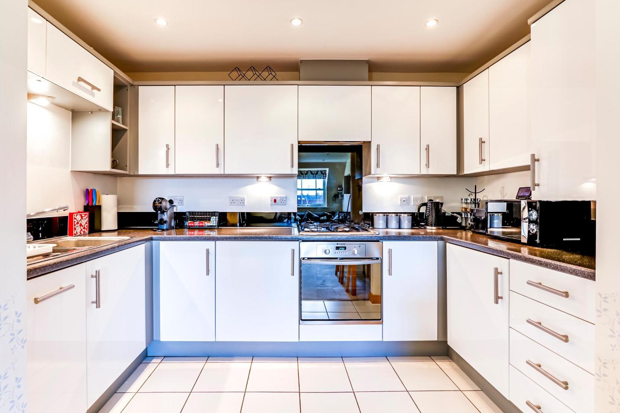 Ferienwohnung Entire 2 Bed Flat Contractors Families And Relocators Ware Exterior foto