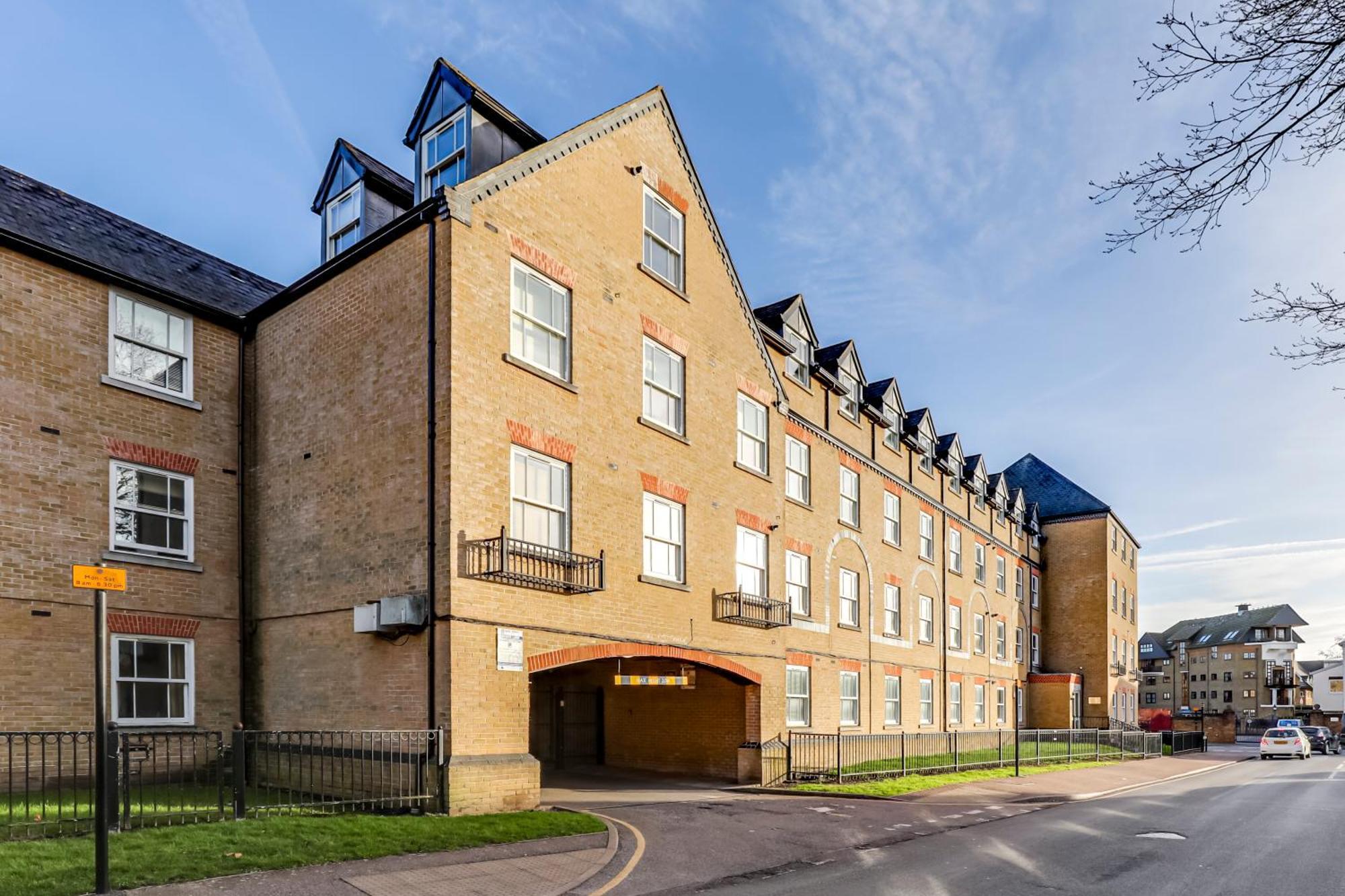Ferienwohnung Entire 2 Bed Flat Contractors Families And Relocators Ware Exterior foto